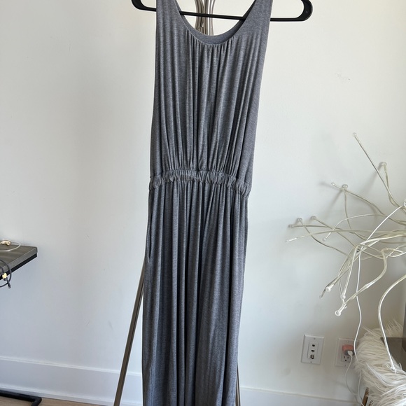 Grey dress - Picture 2 of 6